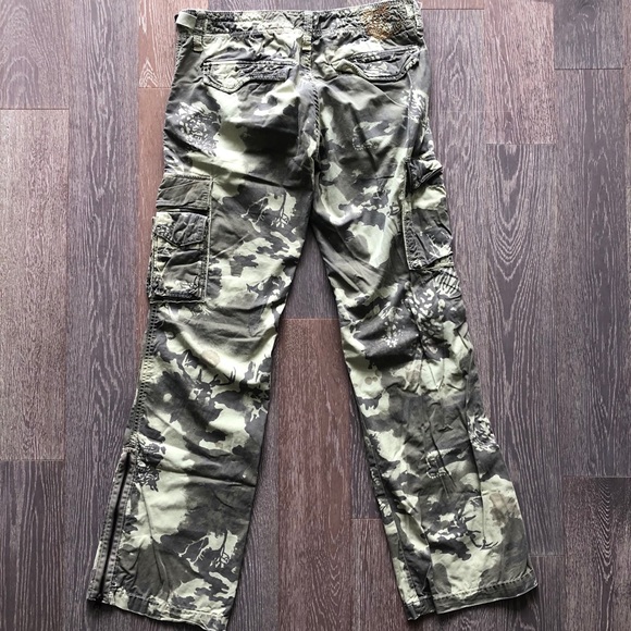 CAMO PANTS (27x33) - Picture 3 of 3